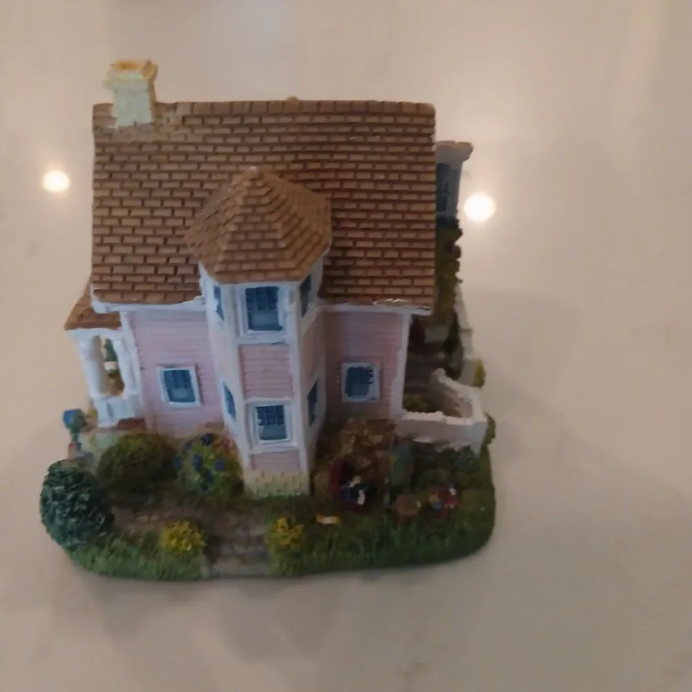 Liberty Falls Home Of Artist Anabelle Phillips & Water Tower AH173 AH152 1998
